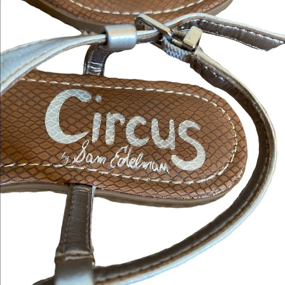 Circus by Sam Edelman “Carolina” Flat Sandal Silver Size 6.5